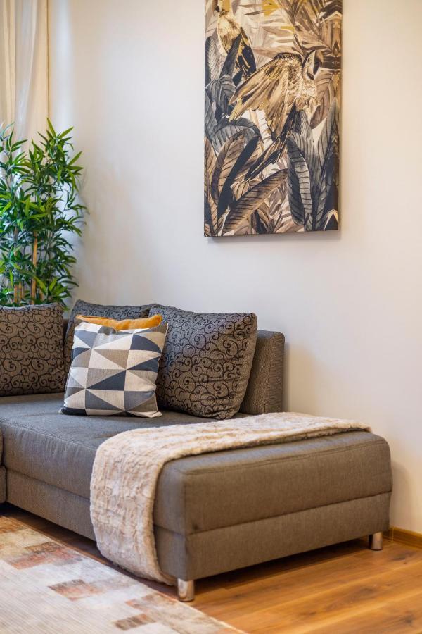 Lejlighed Spacious & Cozy W/ Terrace *