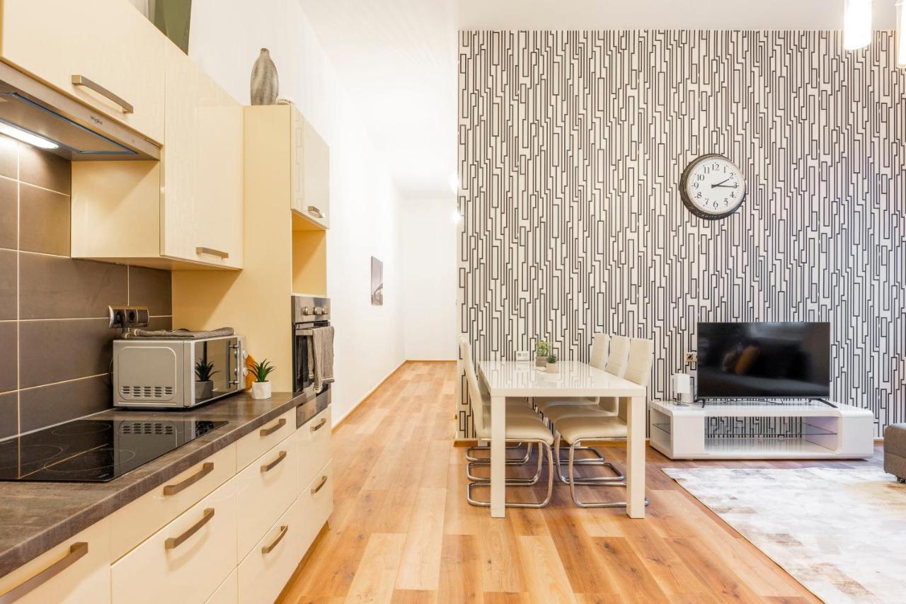 Spacious & Cozy W/ Terrace Lejlighed Budapest