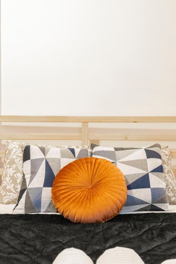Spacious & Cozy W/ Terrace Lejlighed *