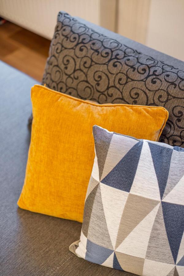 Spacious & Cozy W/ Terrace Lejlighed *